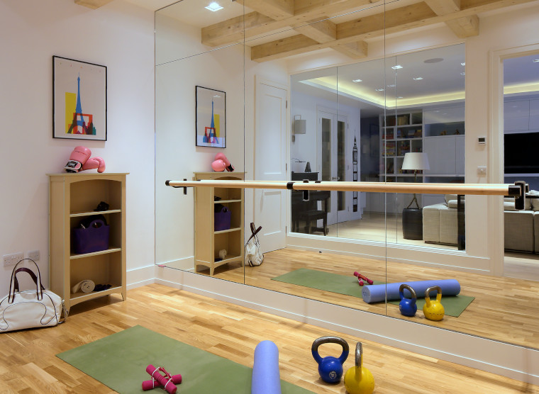 Home gym by Galuchat Design