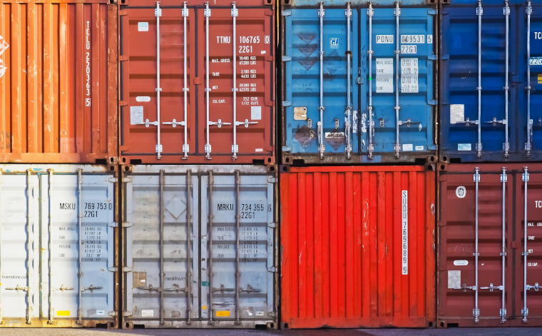 Customs clearance for interior designers